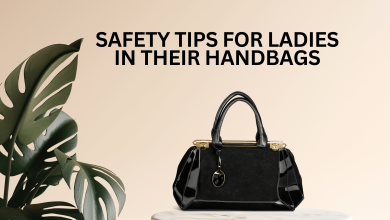 Safety Tips for Ladies in Their Handbags